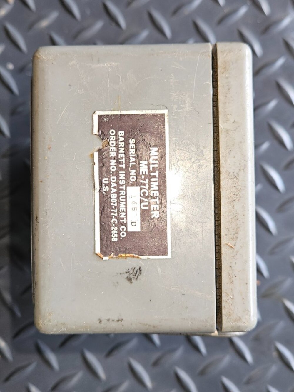 Vintage U.S. Military Multimeter – AN/URM-105C  -V.O.M UNTESTED  {#827-1} - Picture 5 of 9